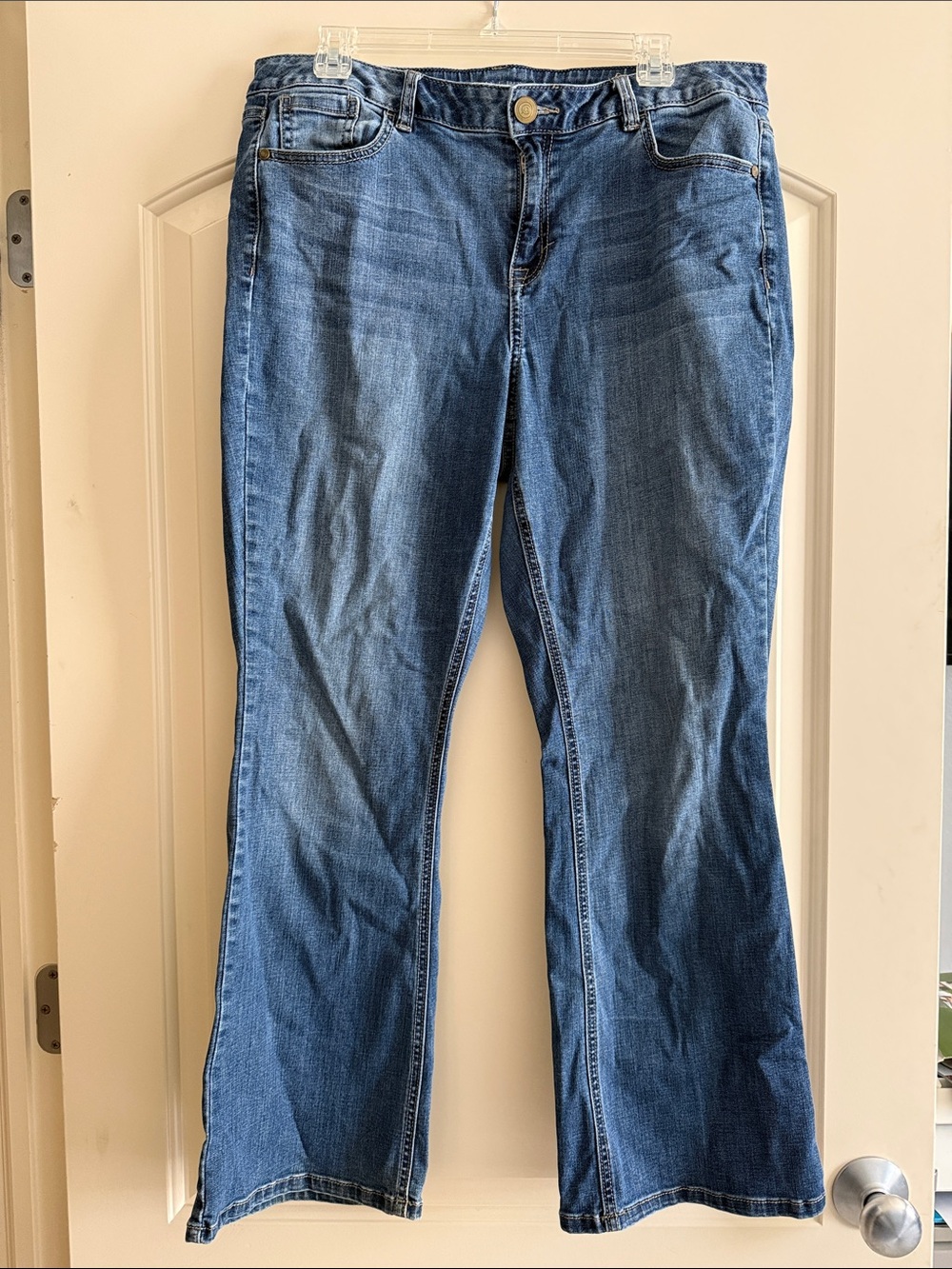 Women’s Blue Denim Jeans - Classic Bootcut-16short